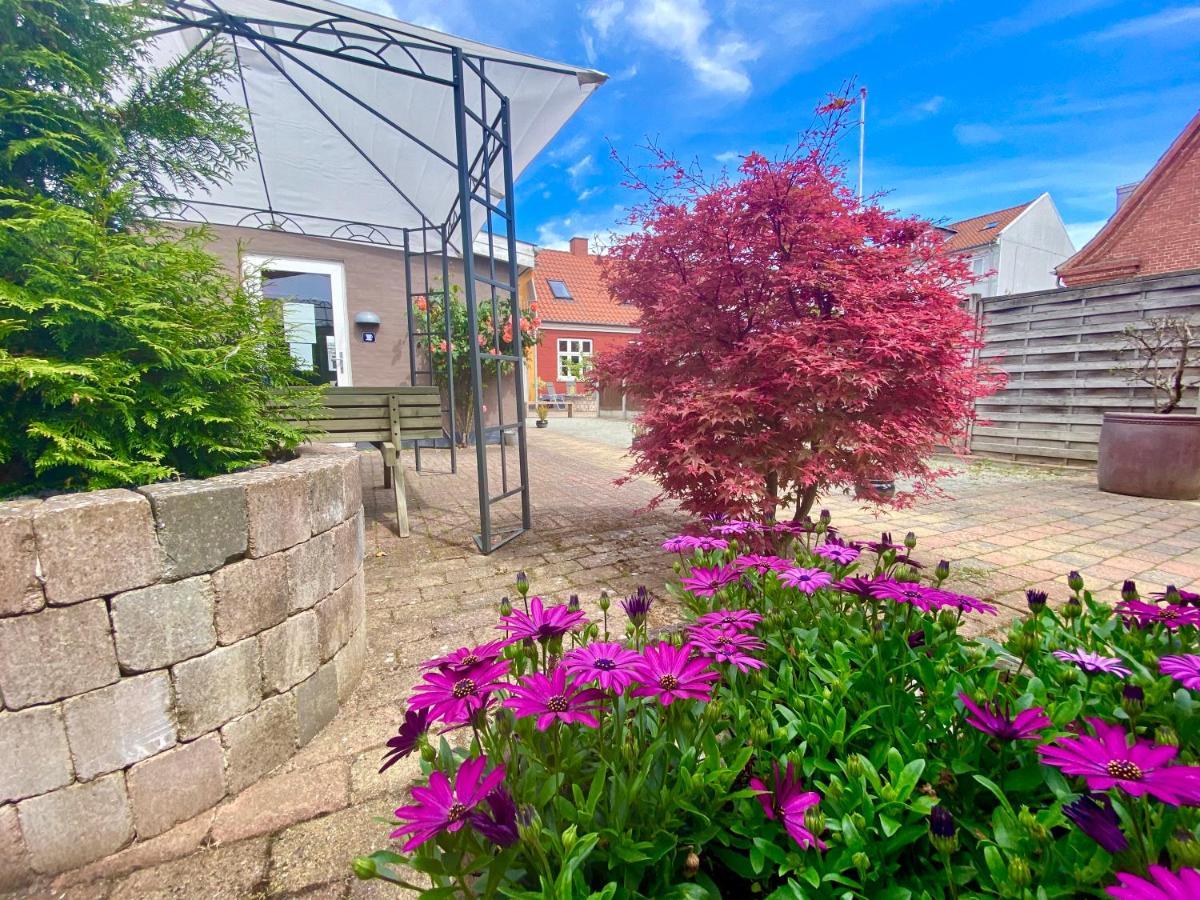 Bed and Breakfast Oasen Выборг Экстерьер фото